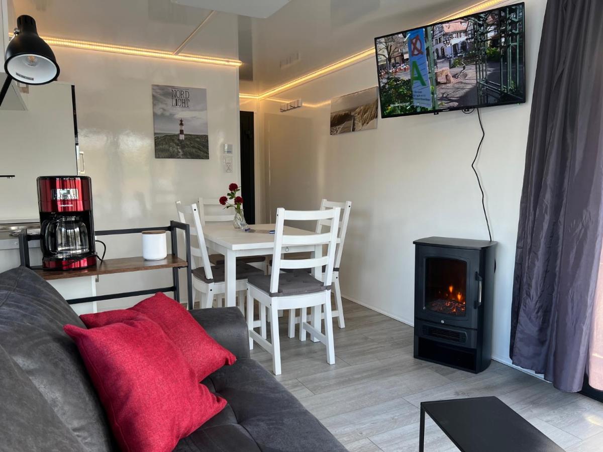 Hausboot Resort Nordseekueste Wilhelmshaven Ngoại thất bức ảnh