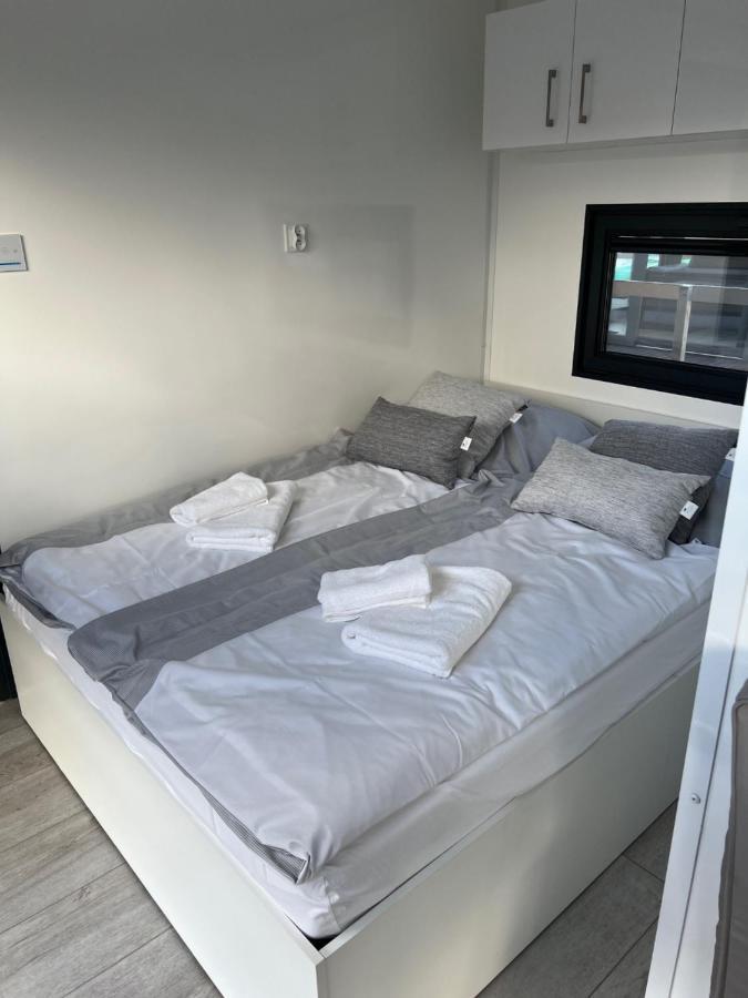 Hausboot Resort Nordseekueste Wilhelmshaven Ngoại thất bức ảnh