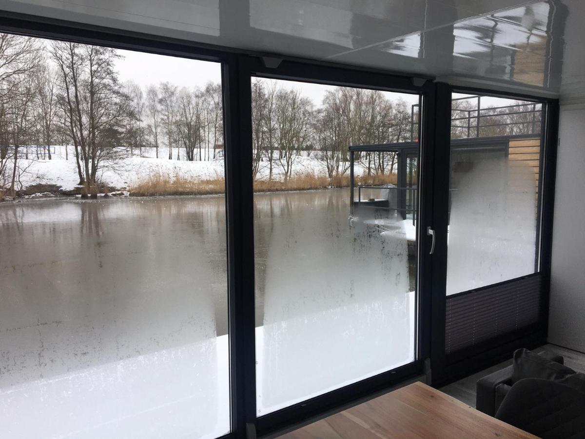 Hausboot Resort Nordseekueste Wilhelmshaven Ngoại thất bức ảnh