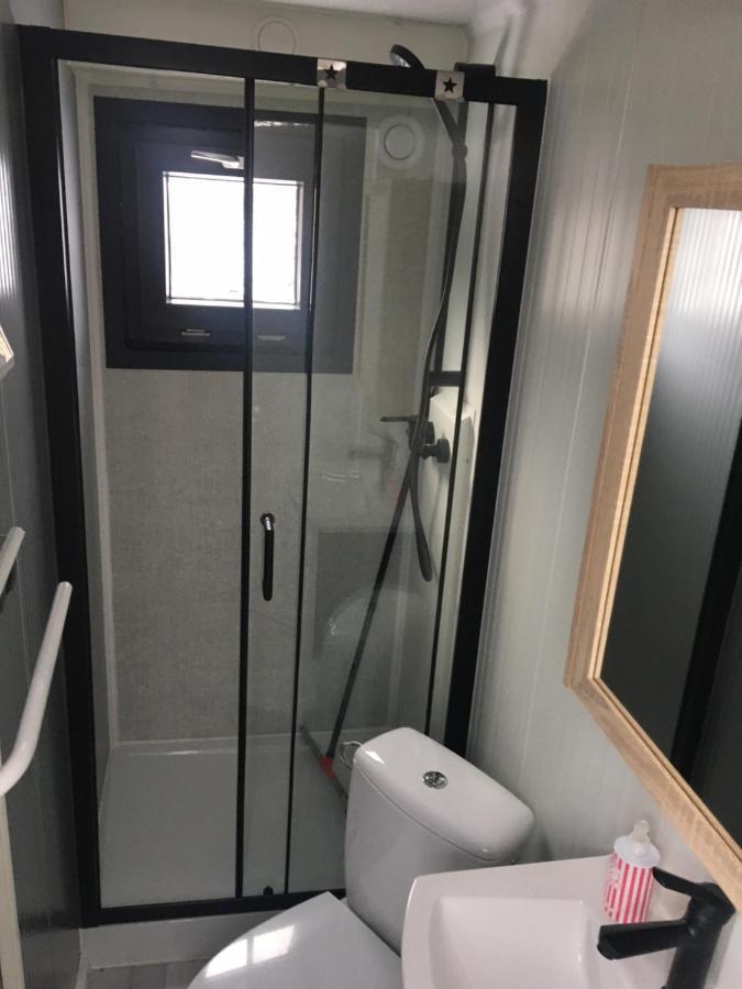 Hausboot Resort Nordseekueste Wilhelmshaven Ngoại thất bức ảnh