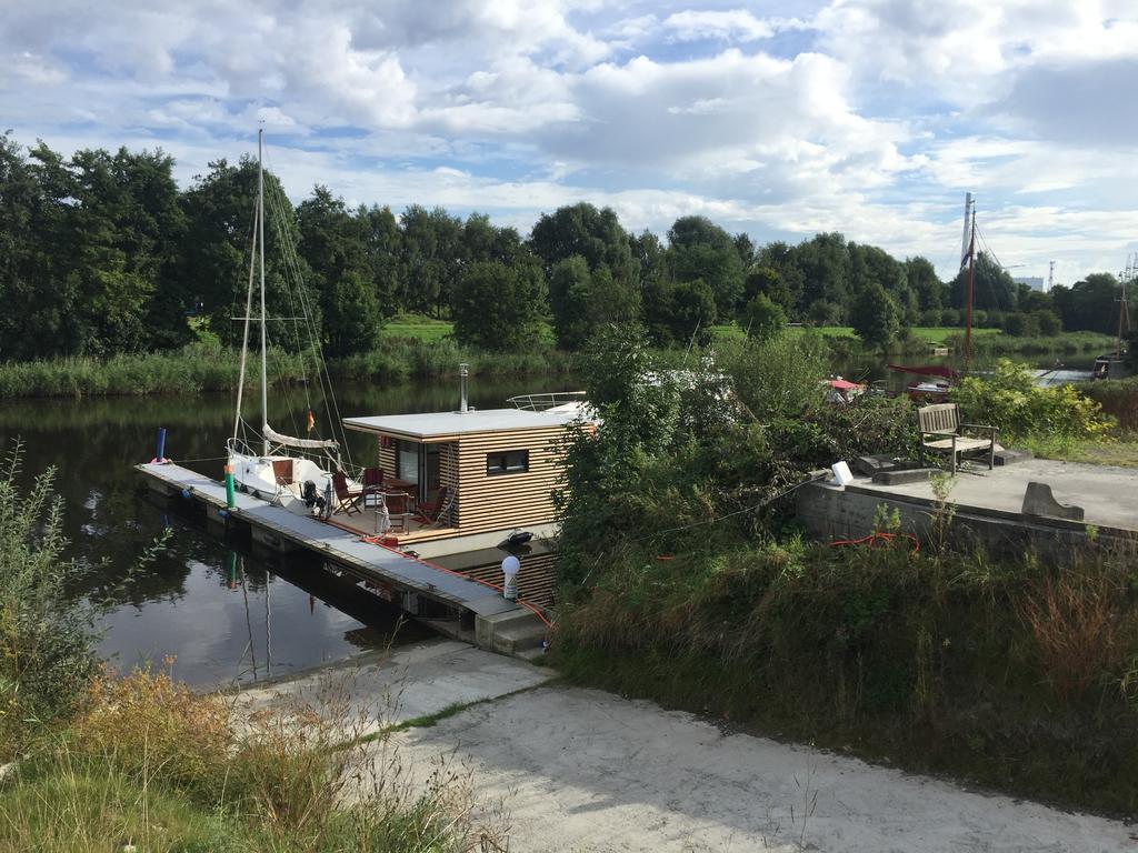 Hausboot Resort Nordseekueste Wilhelmshaven Ngoại thất bức ảnh