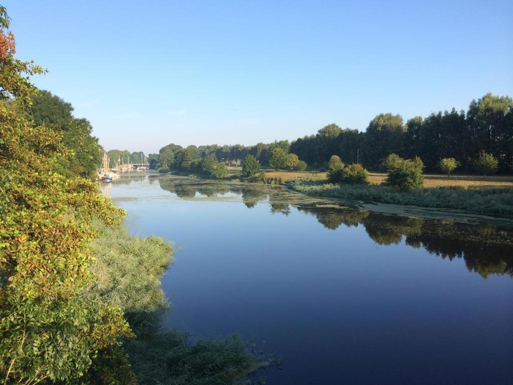 Hausboot Resort Nordseekueste Wilhelmshaven Ngoại thất bức ảnh
