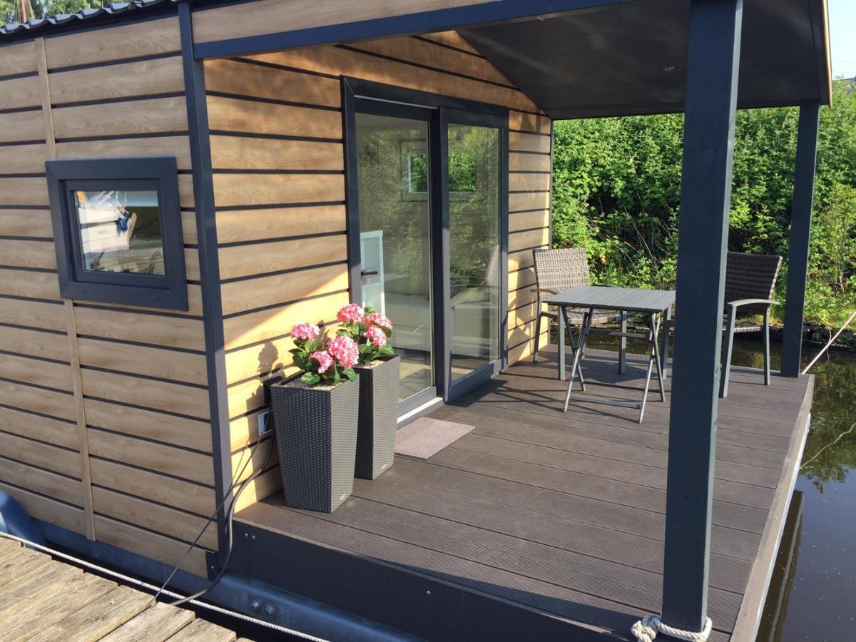 Hausboot Resort Nordseekueste Wilhelmshaven Ngoại thất bức ảnh